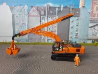 152-00738 Масштабная модель Гусеничный экскаватор Hitachi ZX330LC-7 с телескопической фурнитурой и грейферным ковшом в масштабе 1:50