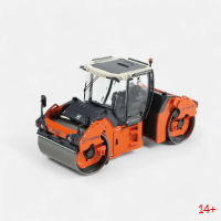 108610000 Масштабная модель Каток Hamm HD+ 120i VO в масштабе 1 50