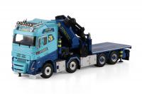 01-4975 Масштабная модель Манипулятор VOLVO FH5 GLOBETROTTER RIGED FLATBED TRUCK 8X4 в масштабе 1 50