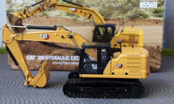 40867 Масштабная модель ричстакер XCMG XCS4531K в масштабе 1:35