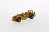 85695 Масштабная модель Колесный трактор-скрепер Cat 611 в масштабе 1:64
