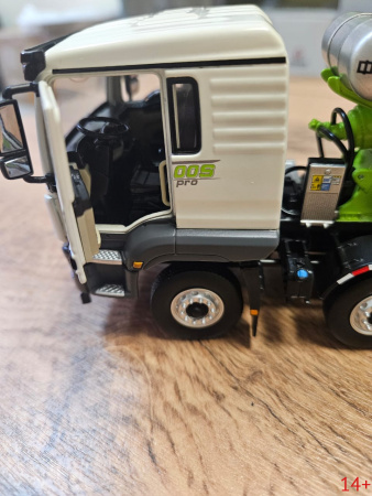 407021 Масштабная модель бетоносмеситель 8*4 Zoomlion Shaanxi Shacman Delong X3000 в масштабе 1:38