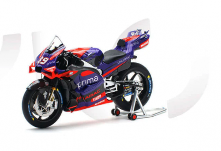 VAKW01501 Масштабная модель Мотоцикл Pramac Ducati GP24 - Jorge Martin в масштабе 1 12