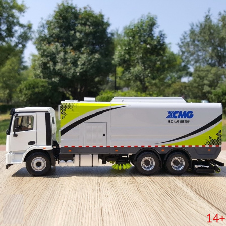 75170 Масштабная модель уборочная машина Foton Auman "BROCK" в масштабе 1:35