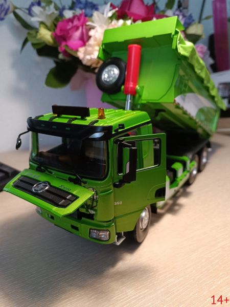 40736 Масштабная модель SHACMAN Shaanxi X3000 самосвал зеленый с тентом 1:24