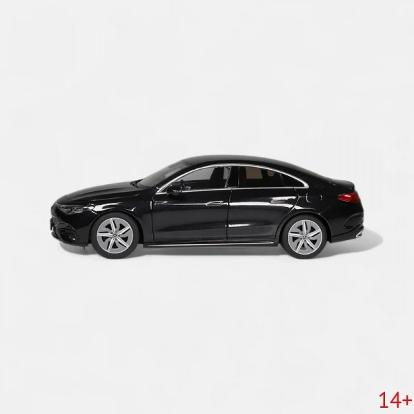 110100041-1 Масштабная модель Mercedes-Benz CLA Coupé HEV (черный) в масштабе 1 18