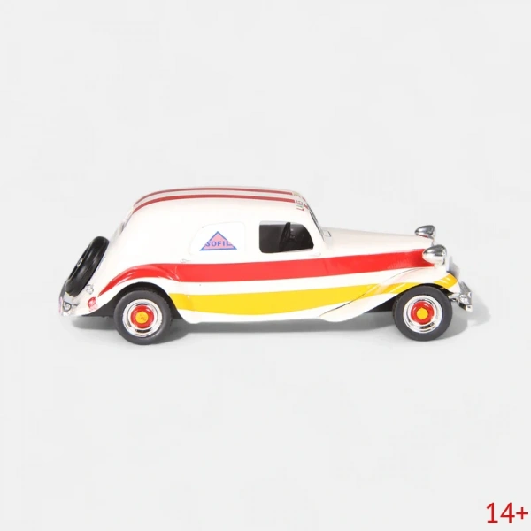 ODEON172 Масштабная модель Citroën Traction 11CV (белый) в масштабе 1 43