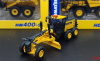 35001 Масштабная модель грейдер Komatsu GD675-6   в масштабе 1:87