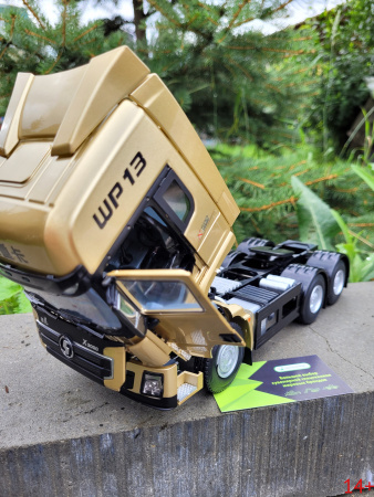 46754 Масштабная модель седельного тягача Shacman  Shaanxi Delong X3000  в масштабе 1:24