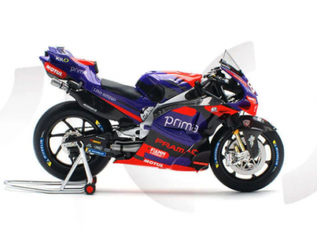 VAKW01501 Масштабная модель Мотоцикл Pramac Ducati GP24 - Jorge Martin в масштабе 1 12