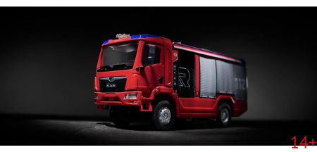 043196 Масштабная модель Пожарная машина Rosenbauer AT (MAN TGM) в масштабе 1:43