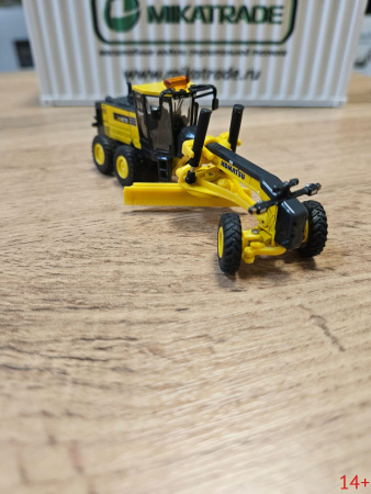 35001 Масштабная модель грейдер Komatsu GD675-6   в масштабе 1:87