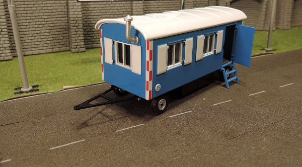 505/20 Масштабная модель историческая строительная площадка van 2axle, небесно-голубой в масштабе 1:50