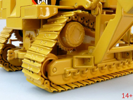 85272 Масштабная модель трубоукладчика CAT 587T 1:50 | Коллекционная модель Caterpillar | Детализированная спецтехника с подвижными элементами
