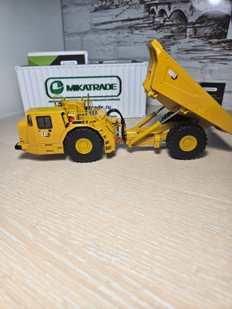 85717 Масштабная модель подземный карьерный самосвал Cat AD45  в масштабе 1:50