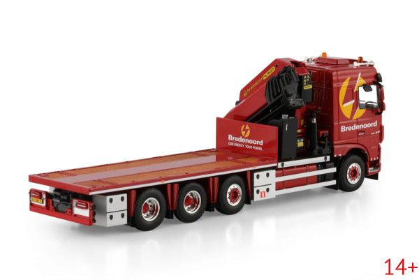 01-3784 Масштабная модель Манипулятор DAF XF SPACE CAB MY2017 8X2 в масштабе 1 50