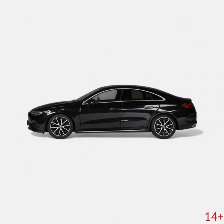 110000051 Масштабная модель Mercedes-Benz CLA Coupé BEV в масштабе 1 18