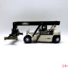 65344 Масштабная модель Масштабная модель Ричстакер ZPMC (Shanghai Zhenhua) Container Front Crane, 1:50 