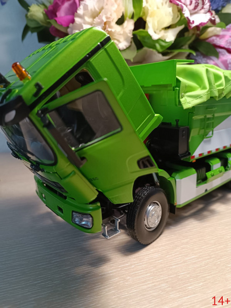 40736 Масштабная модель SHACMAN Shaanxi X3000 самосвал зеленый с тентом 1:24