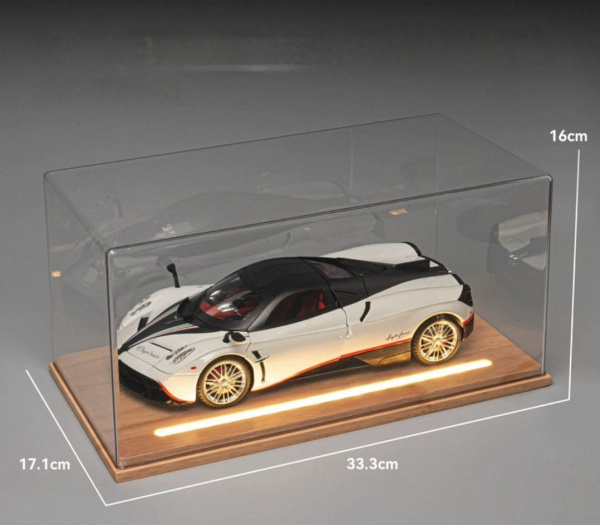 240-3 Акриловый бокс для масштабных моделей 1:18