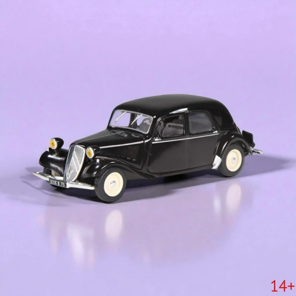 ODEON172-1 Масштабная модель Citroën Traction 11CV (черный) в масштабе 1 43