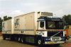 01-5373 Масштабная модель Рефрижераторный прицеп VOLVO F12 RIGED REEFER TRUCK 6X2 в масштабе 1 50