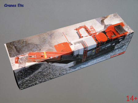 2510/0 Масштабная модель мобильной дробильной установки Sandvik UJ440i  в масштабе 1:50