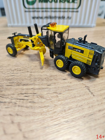 35001 Масштабная модель грейдер Komatsu GD675-6   в масштабе 1:87