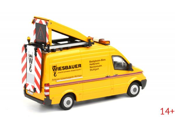01-1169 Масштабная модель Фургон WIESBAUER; MERCEDES SPRINTER BF 3 4X2 1:50